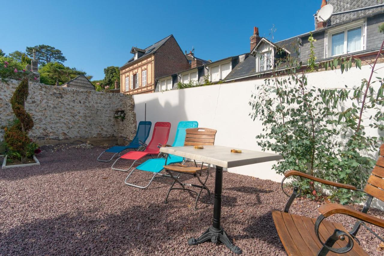 Gite La Perissoire - Place De Parking Incluse Etretat Bagian luar foto