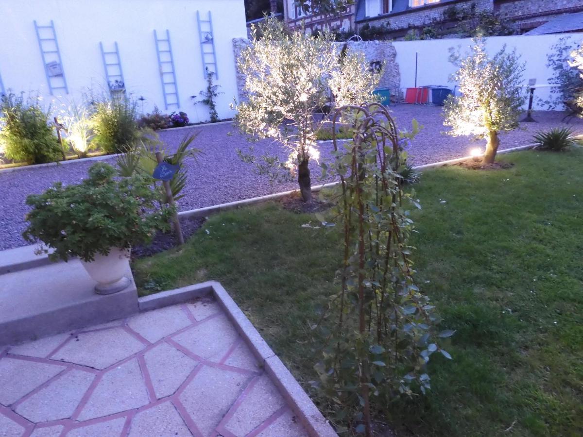 Gite La Perissoire - Place De Parking Incluse Etretat Bagian luar foto
